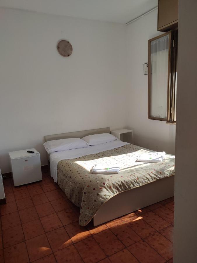 Hotel Italia Reggio Emilia Exteriör bild